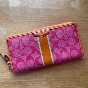 Coach wallet